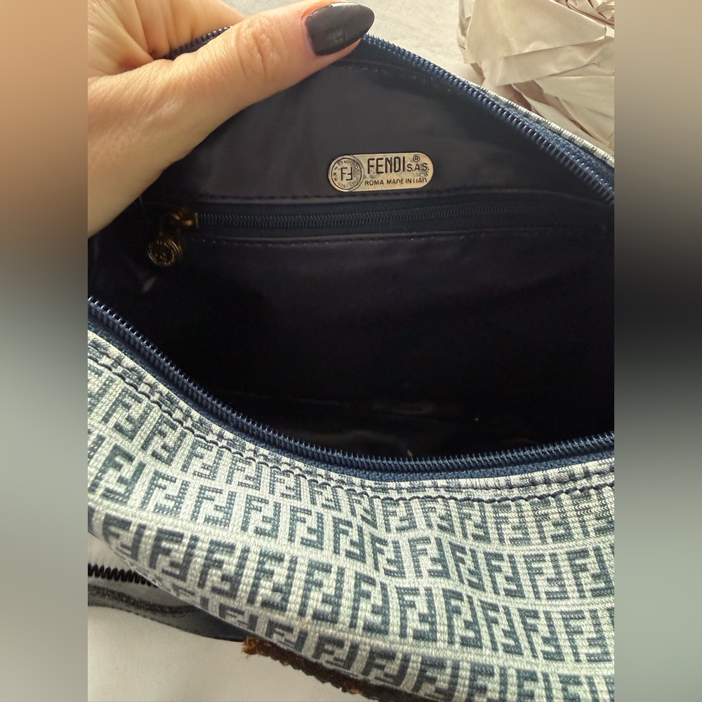 Vintage Fendi Zucca Canvas Shoulder Bag – Blue/Gray Monogram – Made in Italy - Picture 7 of 16